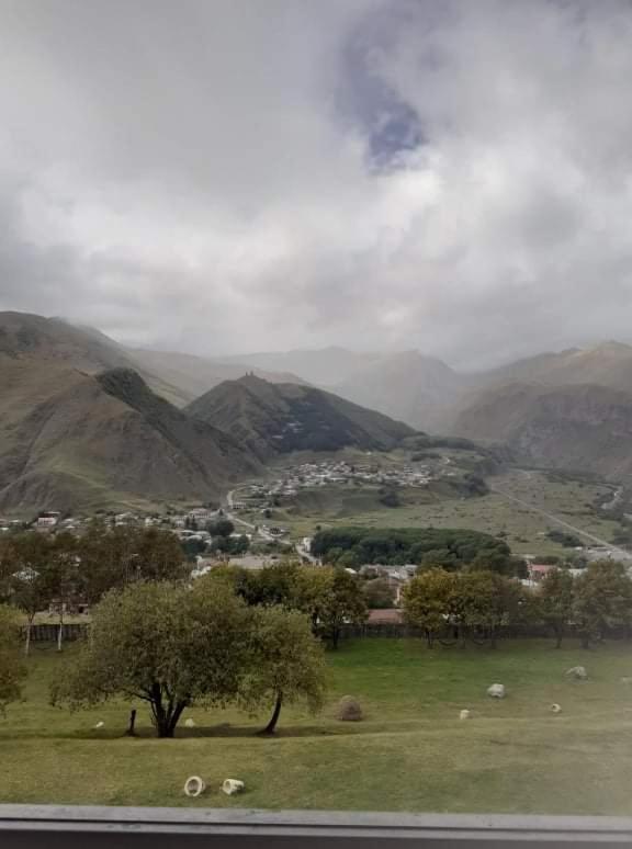 Bana Ξενοδοχείο Kazbegi Εξωτερικό φωτογραφία