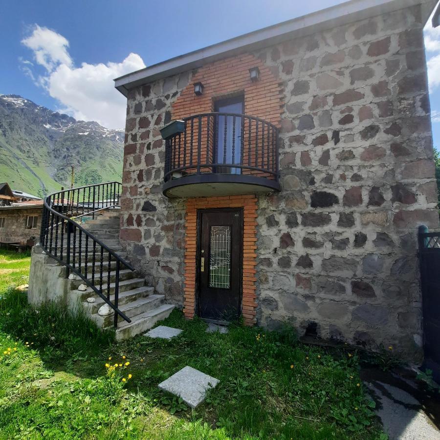 Bana Ξενοδοχείο Kazbegi Εξωτερικό φωτογραφία