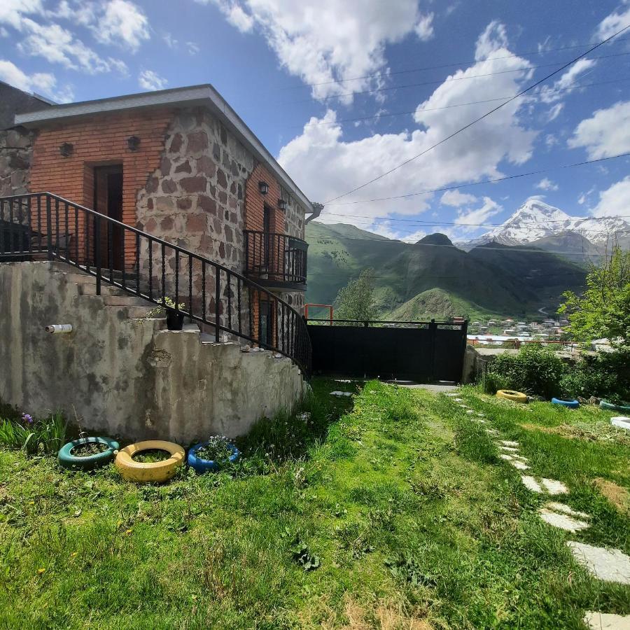 Bana Ξενοδοχείο Kazbegi Εξωτερικό φωτογραφία