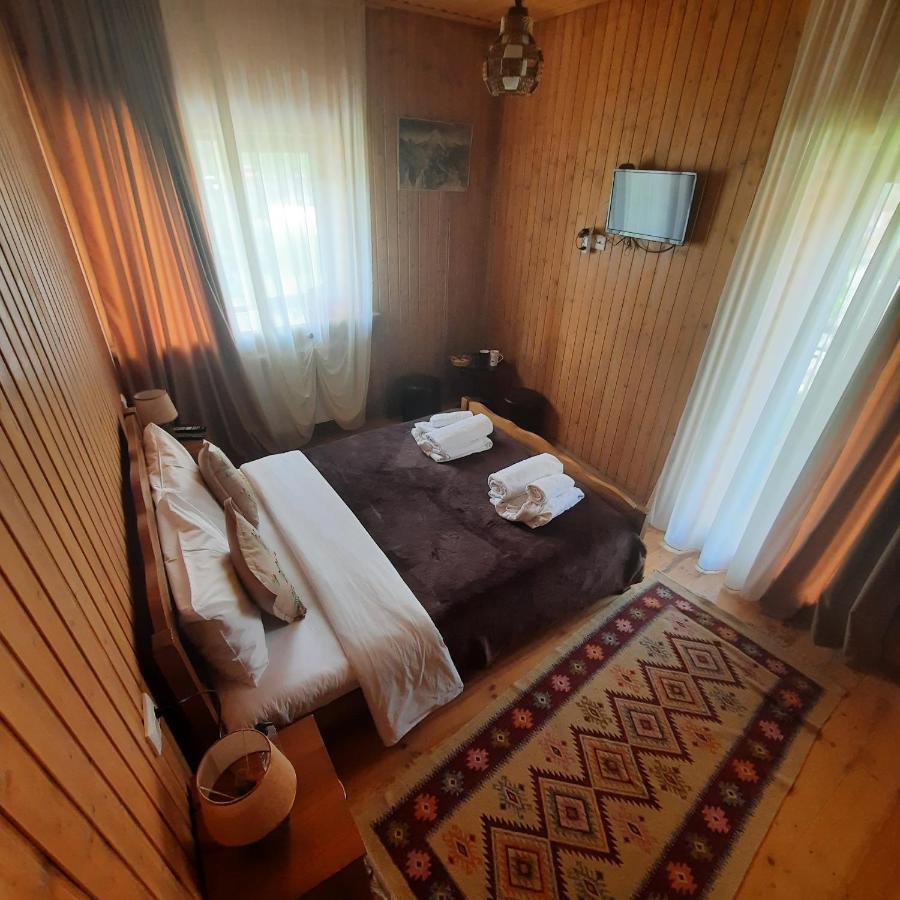 Bana Ξενοδοχείο Kazbegi Εξωτερικό φωτογραφία