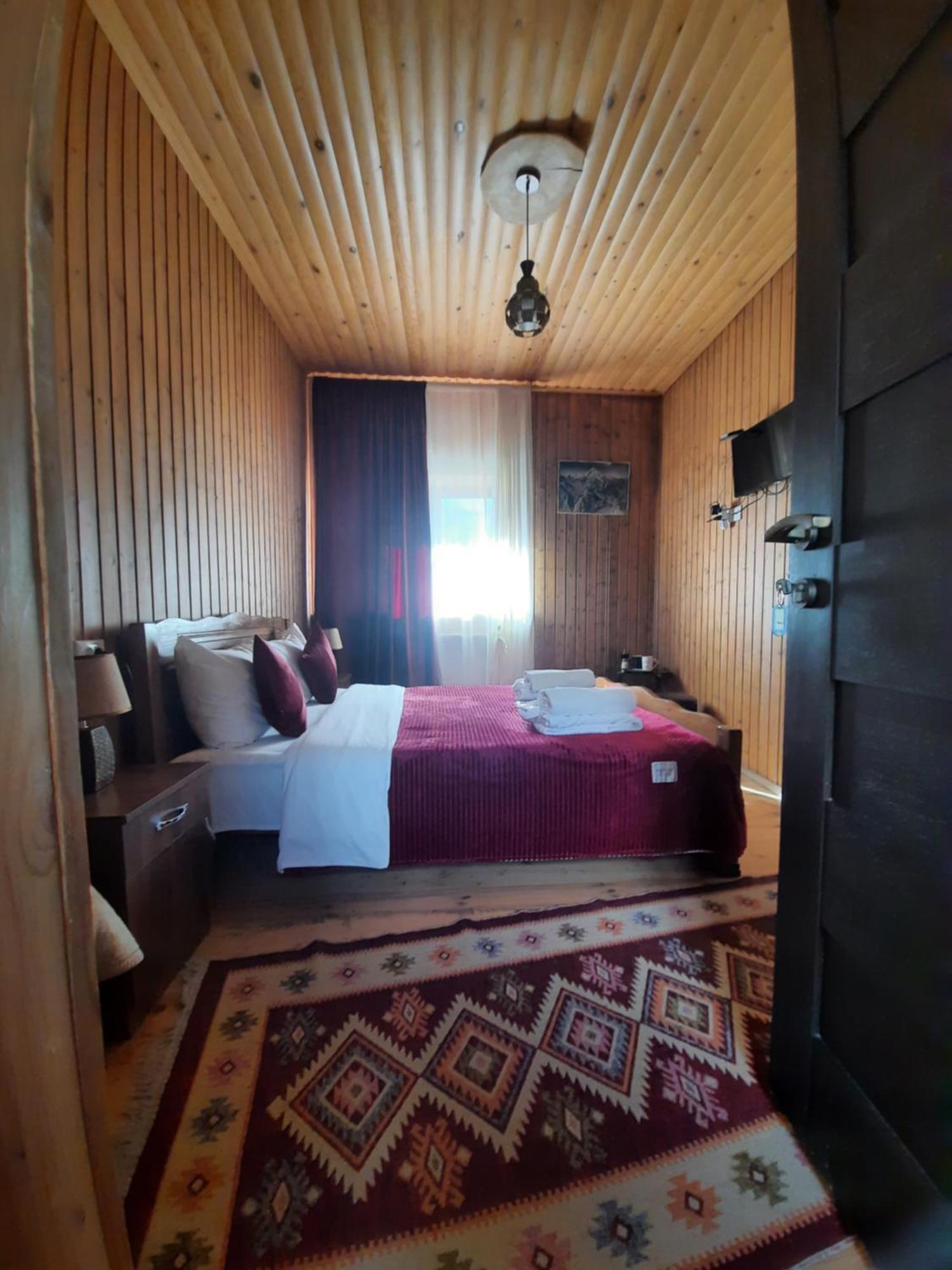 Bana Ξενοδοχείο Kazbegi Εξωτερικό φωτογραφία