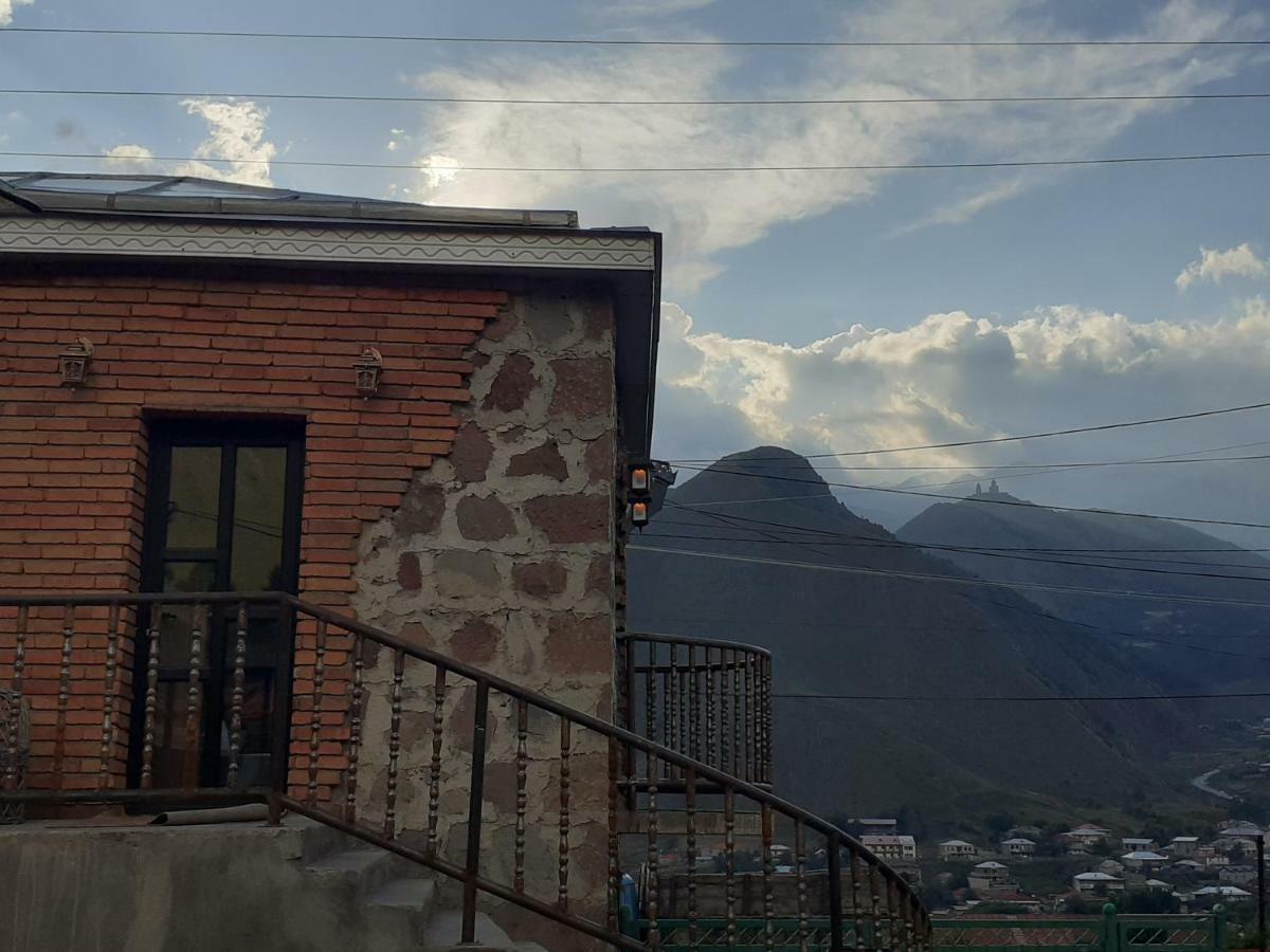 Bana Ξενοδοχείο Kazbegi Εξωτερικό φωτογραφία